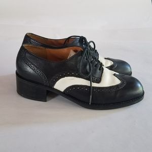 Vintage Leather Two-Toned Oxford Shoes (size: 6.5)